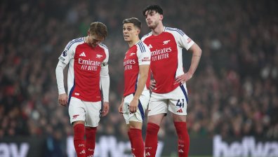 "Арсенал" с фамозен обрат над "Брентфорд" за първа победа през 2025 година