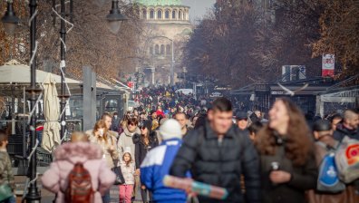 Масово пазаруване в оставащите преди празника часове