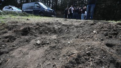 Проследили кортежа на Гешев през чип в стикера за технически преглед?