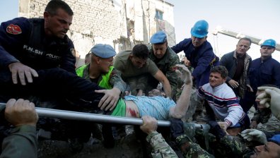 18 жертви и над 600 ранени след мощния трус в Албания (обновена)