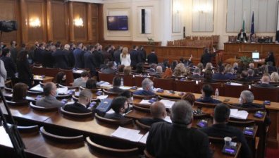 Неизяснени въпроси и разнопосочни отговори от партиите относно мандата