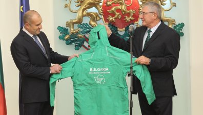 Радев изпрати със силни думи българските изследователи в Антарктида (+СНИМКИ)