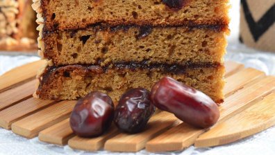 Рецепта за кейк с фурми и банани