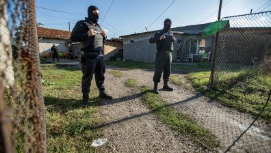 Избори 2024: Десетки са задържаните при спецакции срещу купения вот