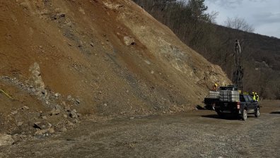 До края на месеца частично пускат трафика по отсечката между Мездра и Ботевград