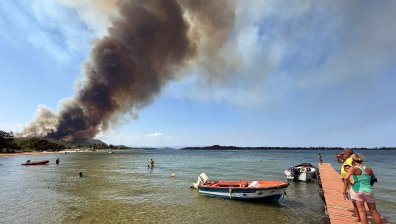 Овладяха пожара на втория ръкав на Халкидики, има опасност от нови огнища