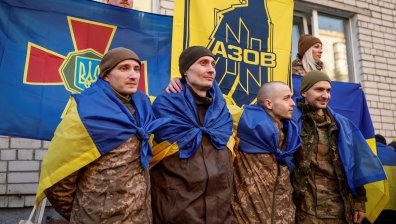 Украйна и Русия си размениха военнопленници (+СНИМКИ)