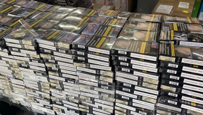 Митничари задържаха 346 стека цигари в куриерска пратка