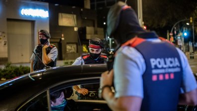 Удар на годината: 107 души са в ареста, откриха над тон преработена марихуана