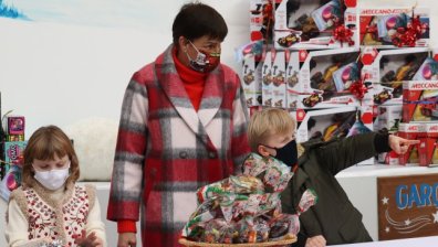 Близнаците на принц Албер заместиха успешно принцеса Шарлийн (+СНИМКА)