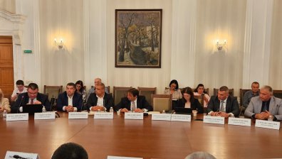 Шишков: Над 1 млрд. лв. са неразплатените дейности за поддръжка и ремонт на пътищата