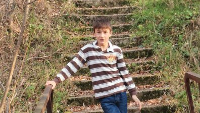 Прокуратурата търси за разпит майката на Александър, издирват детето в Струма