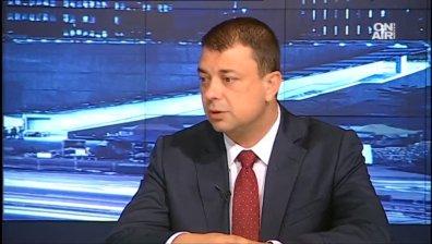 Сътресенията в "Обединени патриоти" нямало да причинят политическа криза