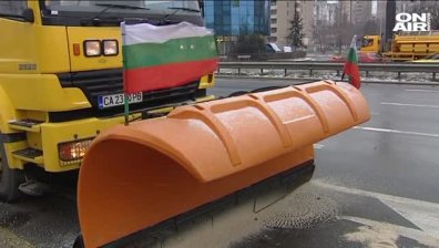 Остава ограничено движението на МПС-та в Силистра, Разград, Добрич и Шумен