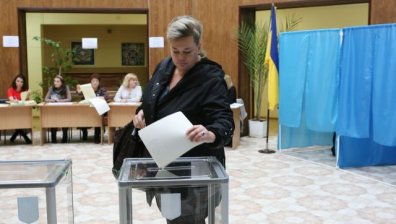 Украйна избира парламент