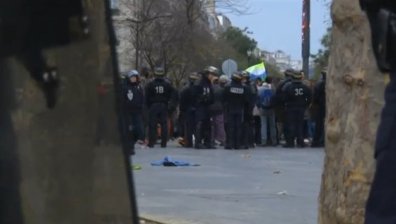 Безредици в Париж и 289 ареста