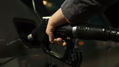 КЗК запечата петролната и газова асоциация