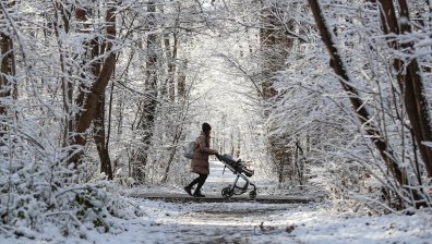 Очакват се значителни снеговалежи в Северна България, на юг ще им се размине само с облаци