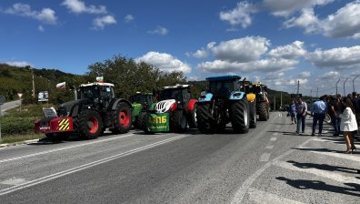 Земеделци поставиха срок да бъдат чути, иначе - блокират центъра на София