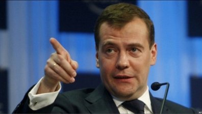 САЩ и Русия са в търговска война, смята Медведев