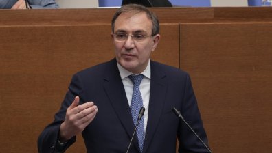 Гуцанов призова Йотова да помисли за свикване на КСНС