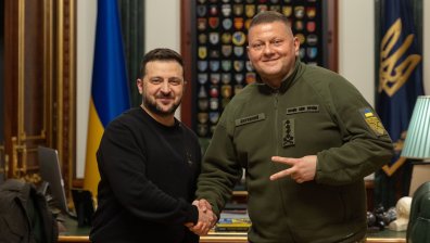 Първо го смени, после го награди: Зеленски връчи "Златна звезда" на Залужни
