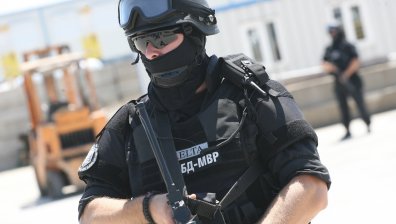 Удар на МВР и прокуратурата: Разбиха нарколаборатория за амфетамин в омурташко село