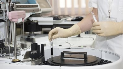 Смъртоносно огнище на менингит в Югоизточна Англия: 20 заразени и две жертви