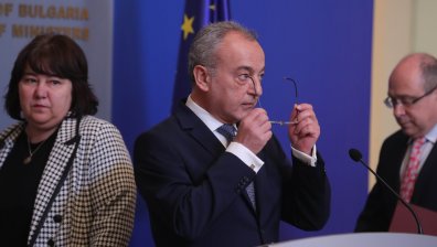Гълъб Донев отчита работата на служебното правителство