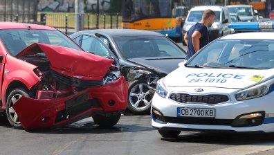 17 души са ранени при 12 тежки ПТП-та в страната само за 24 часа