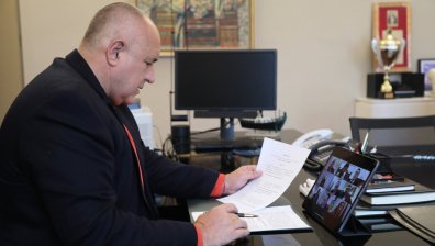 Извънредно правителствено заседание за договора за 1 млн. теста от Южна Корея