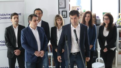 Петков и Василев: Радев не стои зад политическия проект, имаме ясни цели