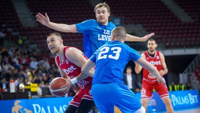 След тригодишно прекъсване: "Левски" ликува с Купата на България след дербито с ЦСКА