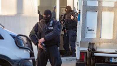 Трима лекари са в ареста след мащабна акция в София срещу фалшиви ТЕЛК решения