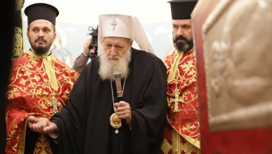 Добри новини навръх Никулден: Патриарх Неофит е в съзнание