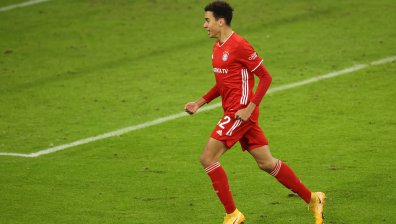 "Байерн" (Мюнхен) на крачка от нов договор с таланта Джамал Мусиала