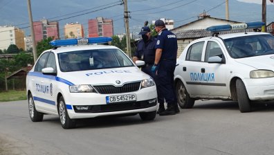Строга карантина и тайни изходи в ромския квартал в Кюстендил
