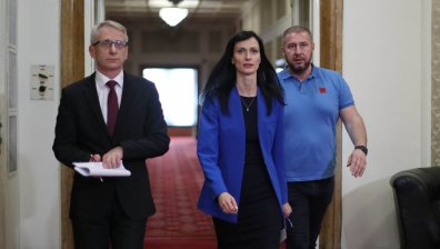 "Ротационна коалиция на омертата": БСП и ИТН скочиха на ГЕРБ-СДС и ПП-ДБ