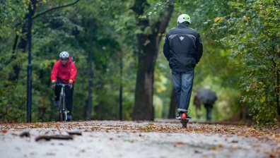 Валежите постепенно ще спрат, предстои чувствително затопляне