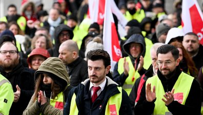 Стачка блокира полетите от летище Берлин Бранденбург