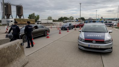 Австрия въведе граничен контрол със Словакия заради нелегалните мигранти
