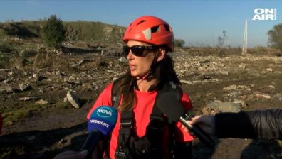 Трети ден издирват отнесената от водата жена в община Камено