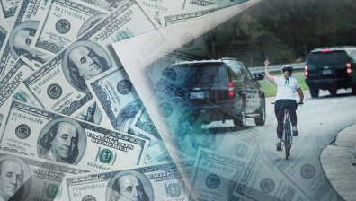 Нов метод: Показваш среден пръст на Тръмп и забогатяваш