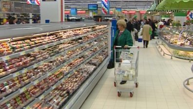 Затваряне на супермаркетите през почивните дни искат в Румъния