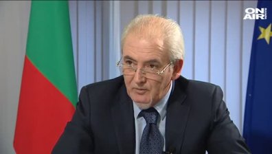 Защо ДОСТ ще подкрепи Цецка Цачева? Говори Лютви Местан