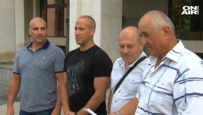 Турция яростно издирва наши граничари за убийството на бракониер