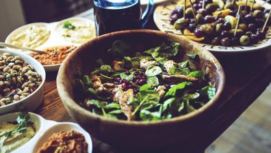 44 натровени в Истанбул, след като консумирали спанак 