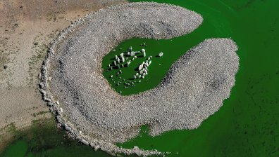 "Стоунхендж на Испания": Изследователи откриха огромен мегалитен комплекс в страната