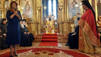 Йотова: Църквата "Св. Стефан" в Истанбул символизира националното ни единство