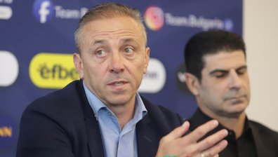 Илиан Илиев обяви група от 27 футболисти за мачовете с Унгария и Сърбия
